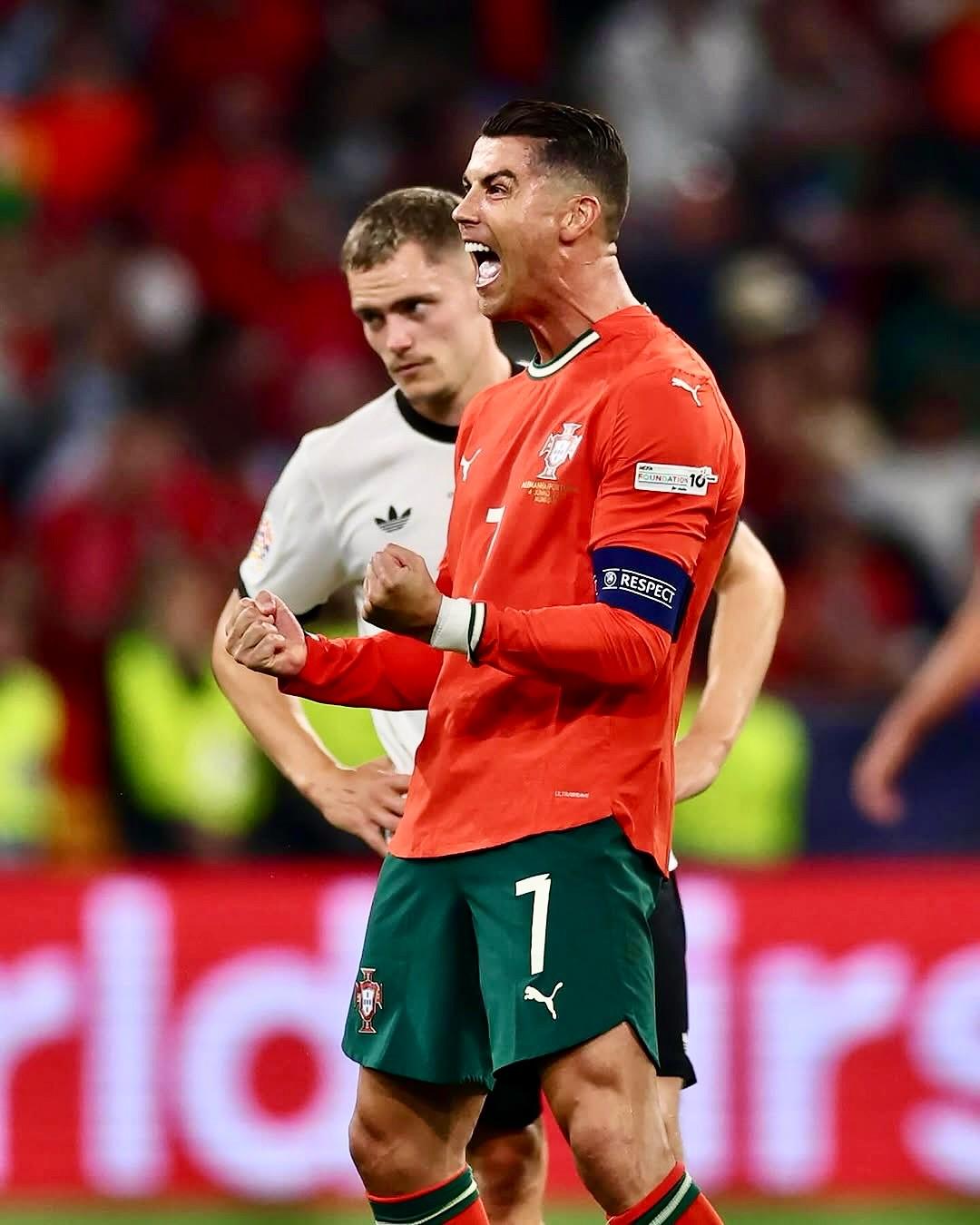 关于C罗赛事官方发布挺进下一轮新规,德国队争议不断!的信息 关于C罗赛事官方发布挺进下一轮新规,德国队争议不断!的信息